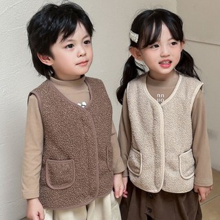 1+1 IEDUOS 아동 사이즈업 남여아공용 털조끼 2종세트 가을 겨울 보온 패션 후리스 조끼 뽀글이