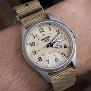 세이코 SRPJ83K1 남자남성 오토매틱 필드 워치 살몬 메탈명품 아날로그패션 레트로빈티지 아날로그 손목 시계