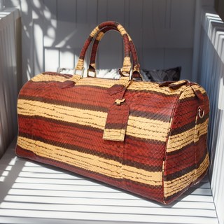 잘모이 파이톤 스트라이프 뱀피 가죽 보스턴백