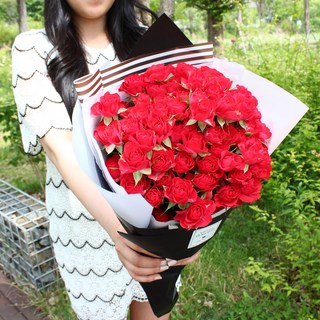 플라로마 장미 100송이 꽃다발 생화 당일발송가능 화이트데이 어버이날 성년의날 부부의날 생일꽃다발 기념일 졸업식 전국배송 지정일예약배송, 빨강, 1개