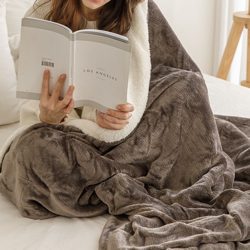 두꺼운 양털담요