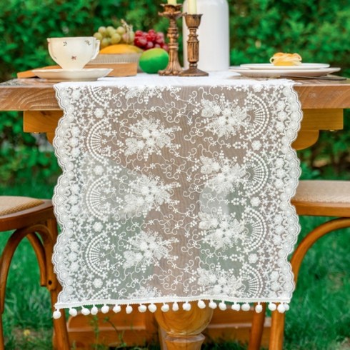 파라주니 빈티지 감성 꽃 자수 레이스 테이블러너 HJ1414, 볼마감, 1개, 40 x 140 cm