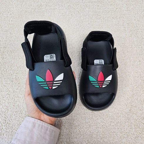 아디다스 키즈 어린이 주니어 아딜렛 신기편한 슬리퍼 샌들