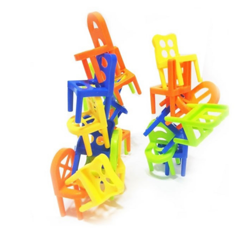 재미존 의자의 탑 균형잡기 게임 이미지 4