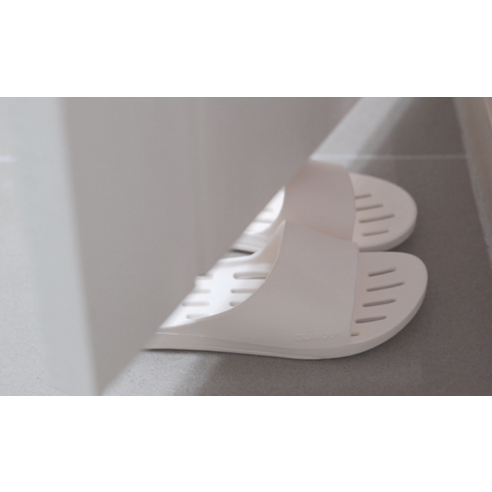 디어커스 누볼라 EVA 욕실화 후기 분석 - 물기 제거 테스트