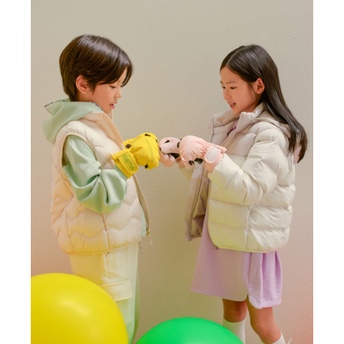 베네통 아동용 컬러풀 스키장갑 후기 분석 - 착용 컷 1