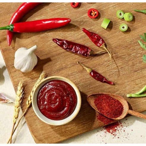 우리 집 식탁에 건강한 감칠맛을 더하는 100% 국산 비건 고추장