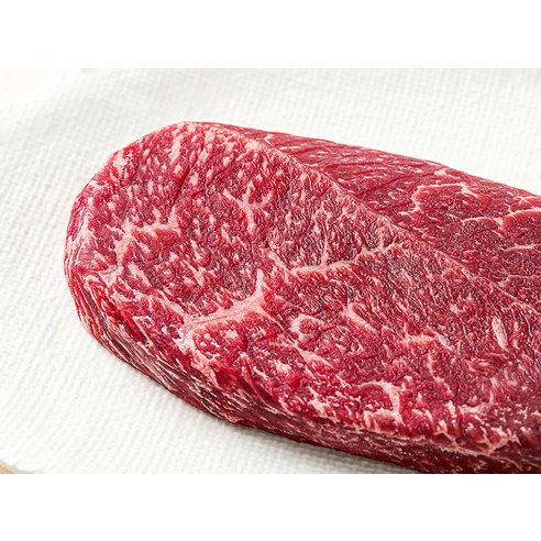 집에서 즐기는 1++ 한우 스테이크의 완벽함