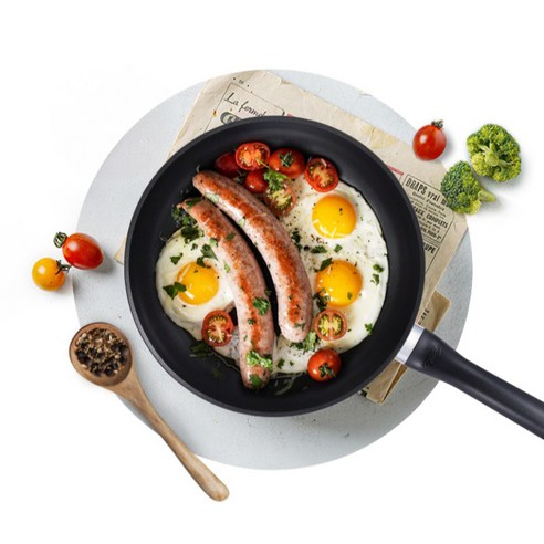 휘슬러 인덕션 세니트 프라이팬 후기 분석 - 제품 측면 두께