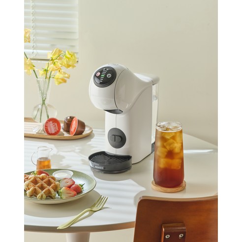 돌체구스토 지니오S 베이직을 활용한 커피 제조 모습 후기 이미지