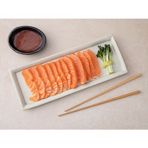 은하수산 노르웨이 숙성한 연어회 후기 분석 - 연어와 함께 구성된 소스 세트