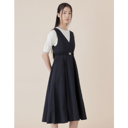 kenneth lady dress Jang Da-ah Radiates Summer Vibes in Kenneth Lady Fashion Shoot