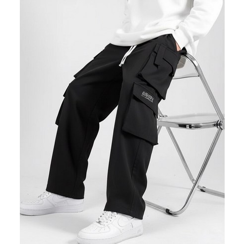 맨인모드 남성용 편한 밴딩 기모 안감 와이드 카고 바지 JY020 후기 분석 - 모델 착용 컷 2