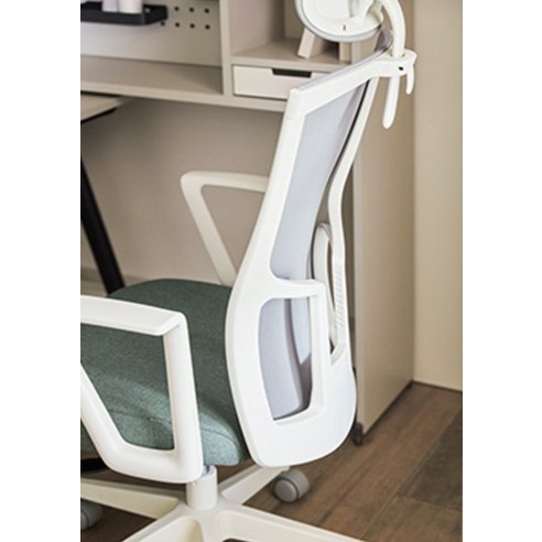 일룸 알렉스 의자 후기 분석 - 높이 조절 레버 상세 이미지