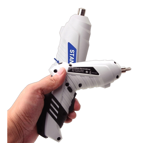 스탠맨 C타입충전 리튬이온 전동 드라이버 후기 분석 - 충전 단자 상세 모습