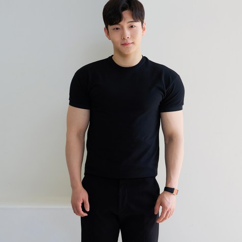 핵쿨남 남성용 어깨 넓어보이는 머슬핏 밴딩버전 무지 라운드 반팔 티셔츠