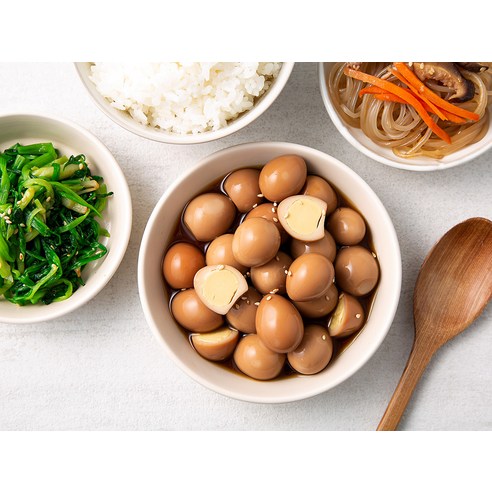 밥 한 공기 뚝딱! 곰곰 메추리알 장조림, 멈출 수 없는 맛의 향연
