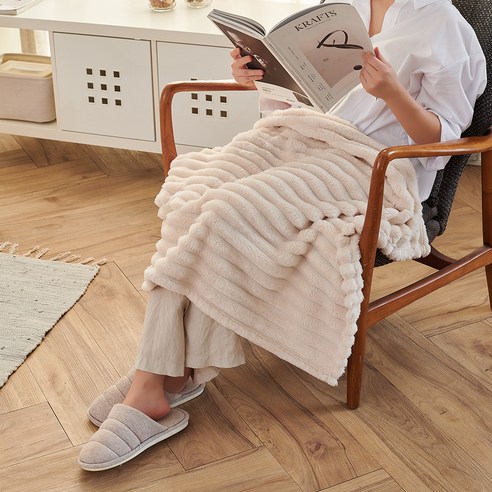 코멧 홈 코듀로이 극세사 담요 후기 분석 - 패키징 이미지