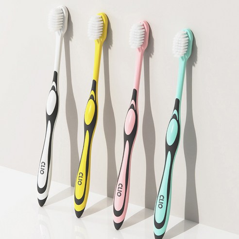 크리오 덴티메이트 시즌2 칫솔의 다양한 색상 손잡이와 헤드 모습