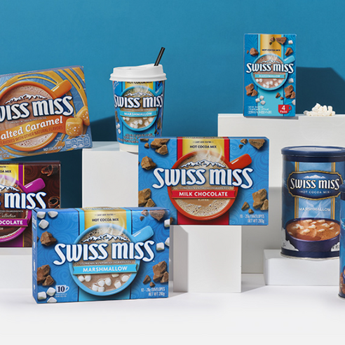 스위스미스 코코아를 따뜻하게 즐기는 모습, 겨울철 힐링 음료