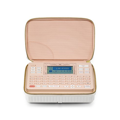 합리적인 가격의 엡손 라벨 프린터로 다양한 환경에서 깔끔한 정리를 경험하세요.