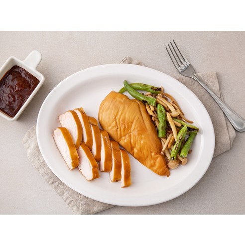 바쁜 당신의 건강한 한 끼, 하림 닭가슴살 훈제로 간편하게 완성하세요