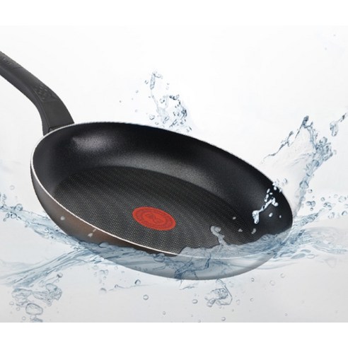 요리의 불편함은 끝, 테팔 티타늄 1X 액티쿡 프라이팬으로 누리는 주방의 즐거움