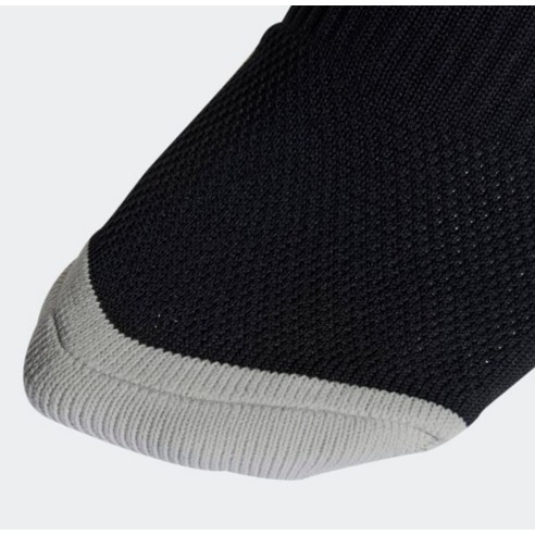 경기에 집중하게 만드는 아디다스 축구 양말