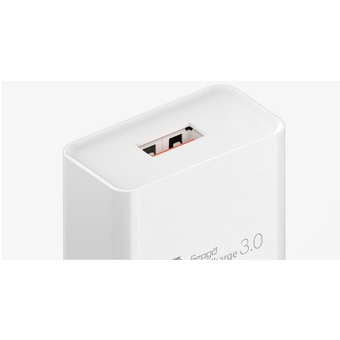 서가 퀵차지 USB 고속 충전기 어댑터 18W QC3.0 후기 분석 - USB 포트 근접 촬영