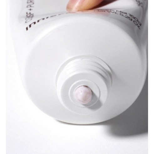 이니스프리 화산송이 모공 바하 클렌징 폼 후기 분석 - 욕실 비치 컷