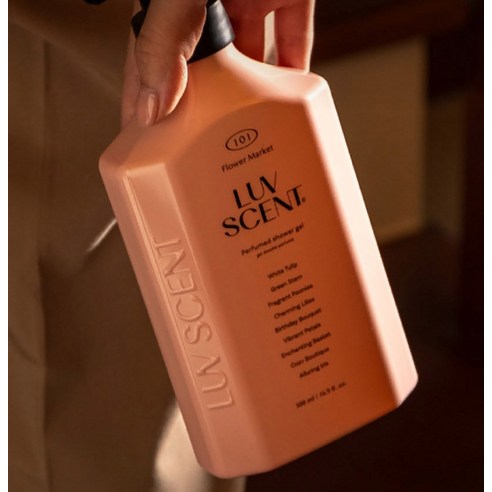 은은한 튤립향으로 하루의 피로를 녹이는 럽센트 바디워시