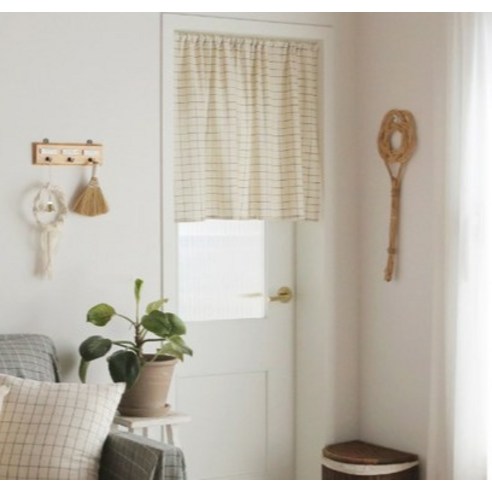 창문가에 작은 온기 더하기