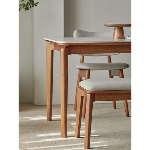 파로마 리샤르B 통세라믹 원목식탁 + 의자세트 4인 방문설치 후기 분석 - 견고한 하부 프레임 구조