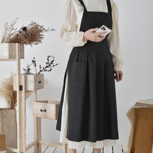 얼룩 걱정 없이 편안하고 스타일리시하게 요리하세요