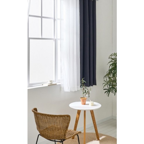 알뜨리 사계절 3중직 암막 커튼 후기 분석 - 커튼 상단 아일렛/핀 디테일