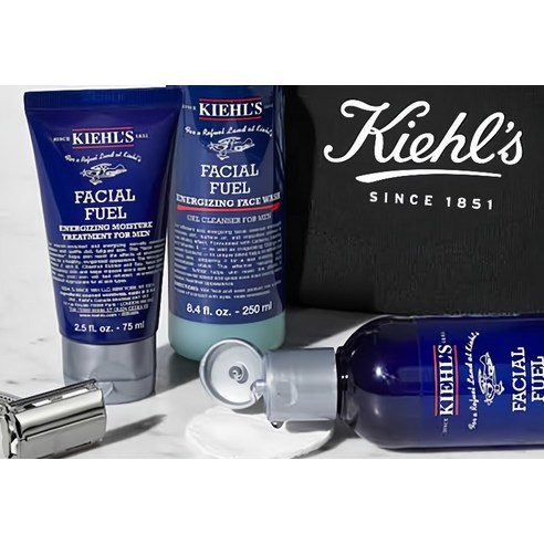 면도 후 건조함과 따가움 없이, 맑고 생기 넘치는 피부를 위한 남성용 모이스처 트리트먼트