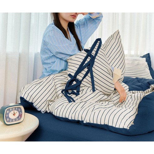 믹스앤매치 국내 제조 에센셜 스트라이프 차렵이불 세트 후기 분석 - 침실 연출 컷 2