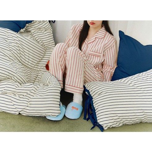 믹스앤매치 국내 제조 에센셜 스트라이프 차렵이불 세트 후기 분석 - 침실 연출 컷 4