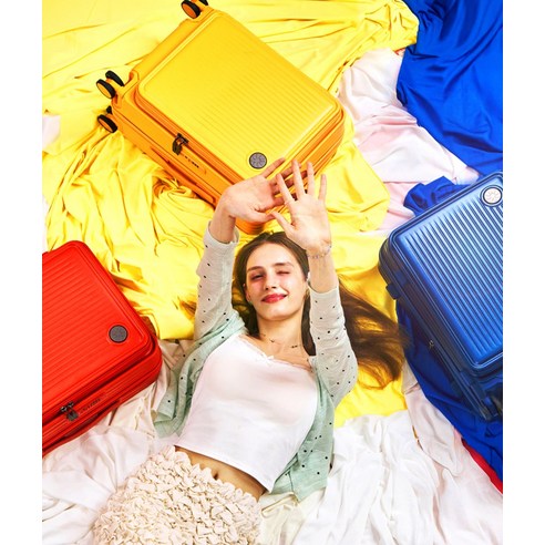 브라이튼 엘론 24인치 캐리어 내부 확장 지퍼 사용 모습