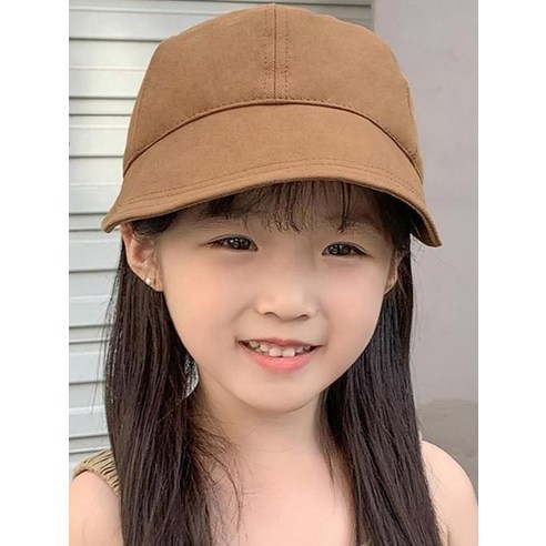 뜨거운 햇살 아래 아이와 함께라면 꼭 챙겨야 할 이것