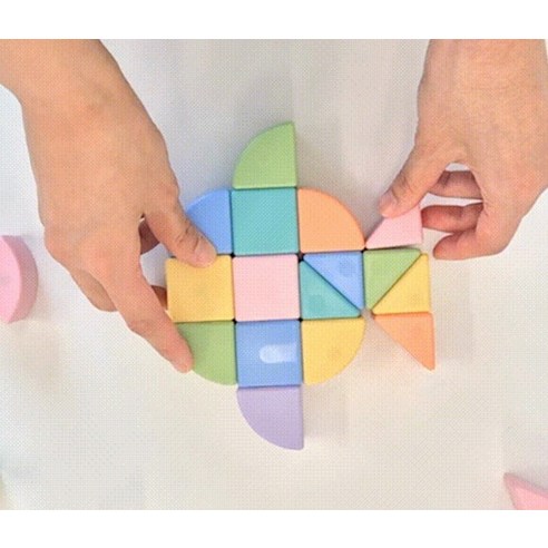 아이들이 사용하기 편리한 벨베이비 자석블럭의 크기감