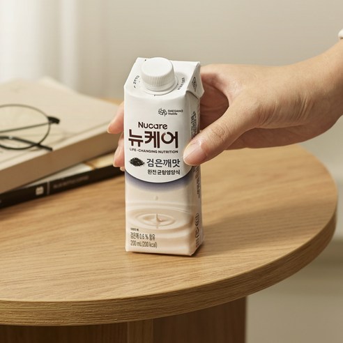 뉴케어 완전 균형영양식 검은깨맛 200ml, 24개 이미지 4