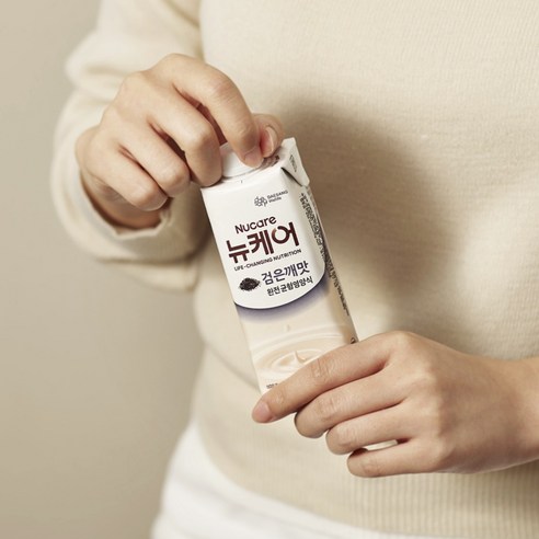 뉴케어 완전 균형영양식 검은깨맛 200ml, 24개 이미지 3