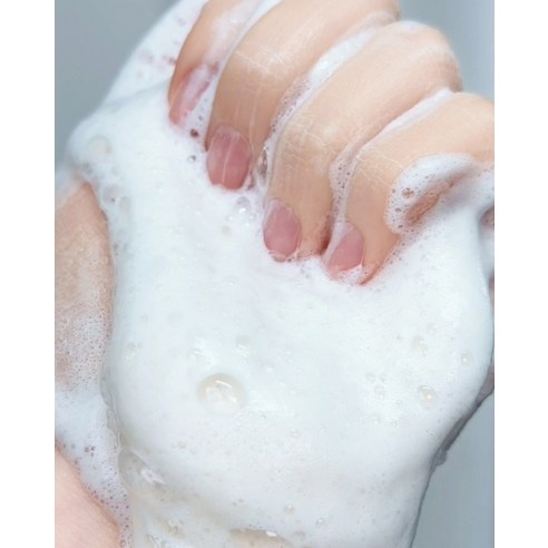 이니스프리 화산송이 바하 모공 클렌징폼 플러스 후기 분석 - 튜브 입구 디테일