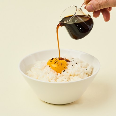 평범한 계란 프라이를 특별하게 만들어주는 마법 같은 소스