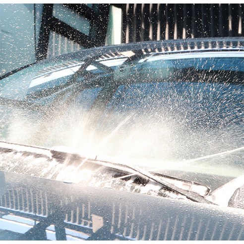 소낙스 더 뷰 에탄올 워셔액 후기 분석 - 차량 워셔액 주입구 주입 모습