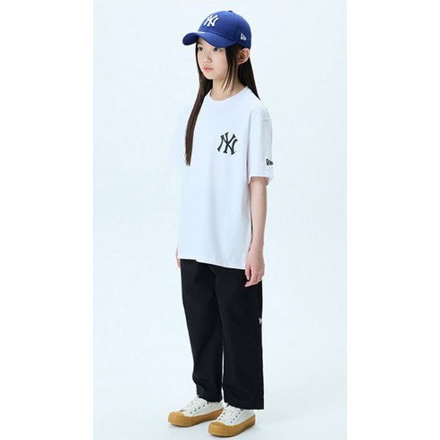 뉴에라 아동용 MLB 베이직 로고 반팔 티셔츠 착용 후기 | 사이즈/핏 총정리 - 상품 이미지 3