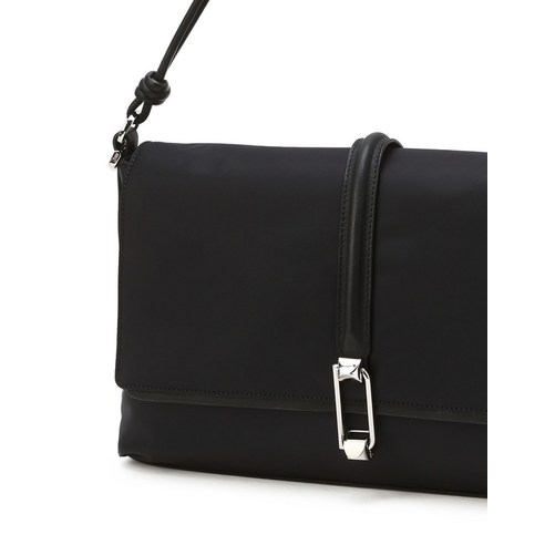 닥스 여성용 D락장식 원단 플랩 숄더백 DCBA5E968 후기 분석 - 가방 뒷면 포켓 디테일