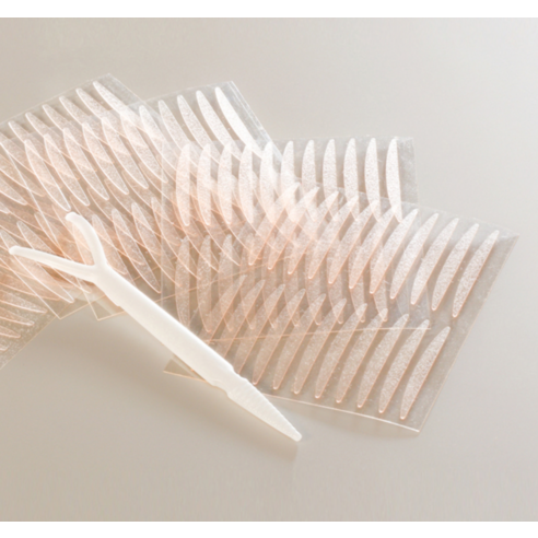 작은 변화로 하루 종일 또렷하고 자신감 있는 눈매를 연출하세요