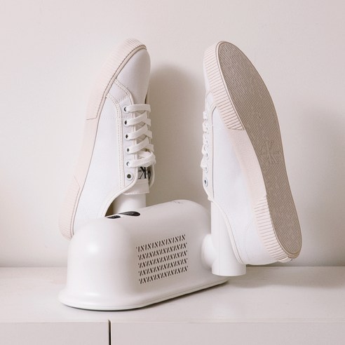 보아르 슈즈쏙 휴대용 소독 살균 관리 신발 건조기 후기 분석 - 살균 및 건조 기능 이미지